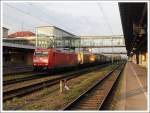 BR 185/22993/185-051-mit-einem-wieder-mal 185 051 mit einem wieder mal VOLLEN Gterzug in Regensburg Hbf